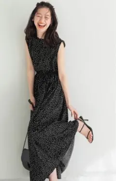 【完売品】coca ノースリーブロングワンピース 黒白ドット