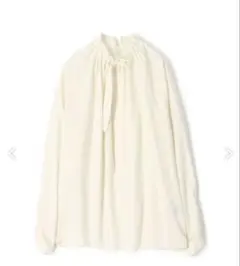 tomorrowland collectionアイボリーリボン付き長袖ブラウス