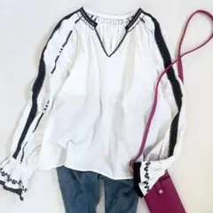美品CASA FLINE カーサフライン 刺繍 レース ブラウス Fのサムネイル