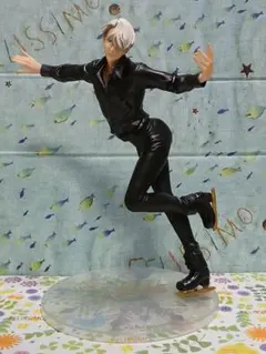ユーリ!!!onICE ヴィクトル・ニキフォロフ フィギュア