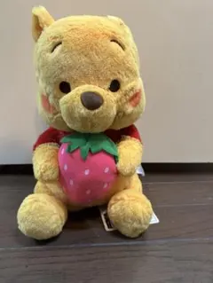 くまのプーさん いちごのぬいぐるみ