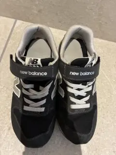 ニューバランスキッズブラック 22.0cm 箱なし
