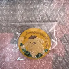 サンリオキャラクターズ　トレーディング花言葉刺繍缶バッジ　ポムポムプリン１点