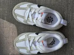 Nike スニーカー ホワイト/グレー/ブラック 12cm