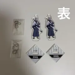 カラフルピーチ　どぬく　アクリルスタンド　2個