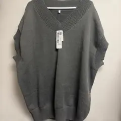 グレー Vネック ニットベスト