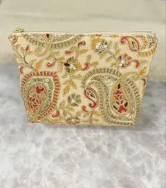 【p22】インド刺繍⭐︎18cmファスナーポーチ　マチあり/小物入れ