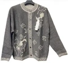 バタフライ＆フラワー刺繍ニットカーディガン【安心の日本製】新品タグ付きプレゼント