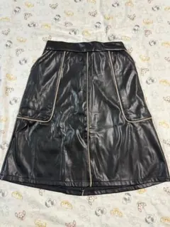 RETROGIRLレディース　膝丈　ミニ　レザースカート　黒