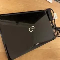 富士通 ノートパソコン LIFEBOOK SH54/K/中古特価良品 中古】LIFEBOOK SH54／K FMVS54KD1W 〔Windows 8〕 [2133013868508