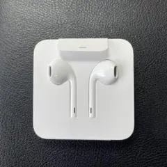 【新品・未使用】Apple純正有線イヤホン Lightning 変換アダプタ付き