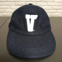 Item thumbnail for item 90e2141c-b4f3-47e0-9edb-126f81624759