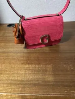 GUESS ハンドバッグ クロコ型押し グラデーション新品 - メルカリ