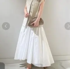 新品タグ付き alluaville タイプライタービッグフレアスカート
