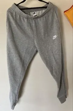 Nike グレー ジョガーパンツ