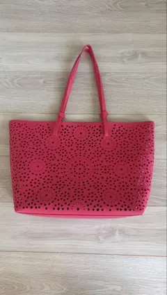 Item thumbnail for item 65340923-9705-41aa-a159-1c1b4d451fb1