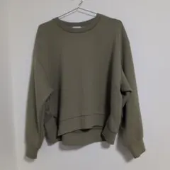 オリーブグリーン クルーネック スウェット
