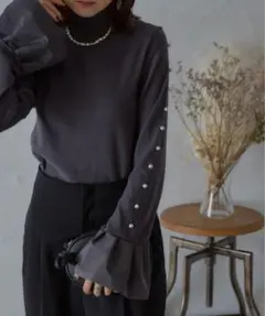 パール付きトップス　袖フレア　フォーマル