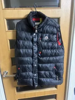MONCLER（モンクレール）　ダウンベスト【最終値下げ】
