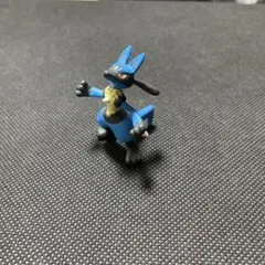 ポケモン　クリッピングフィギュア　ルカリオ