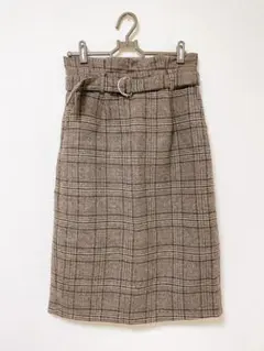 INGNI イング　ベルト付きチェックタイトスカートト　Mサイズ