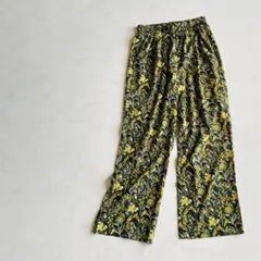 URBAN RESEARCH DOORS フラワープリント イージーパンツ