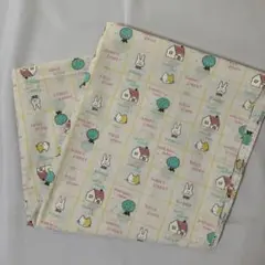 キャラクター柄 綿生地 約110cm x 110cm