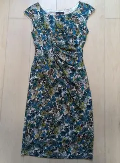 引越し値下げ【完売商品】Mimi Grant 半袖フラワープリントワンピース S