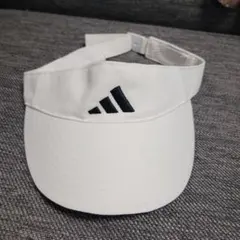 adidas ホワイト サンバイザー