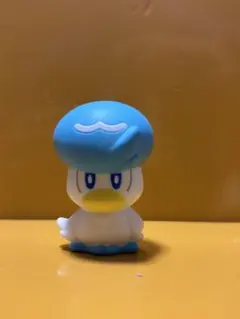 ポケモン　クワッス　フィギュア