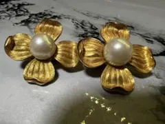 kaja bijoux フラワーピアス - メルカリ