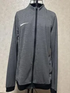 NIKE DRI-FIT ジャージ　上着　Mサイズ グレー　新品タグ付きのサムネイル