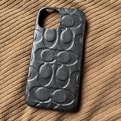 COACH ブラック レザー iPhone15 ケース　エンボスのサムネイル