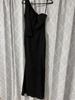 ワンショルダー黒Jewelsドレス