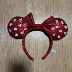 ハート装飾 赤いカチューシャ