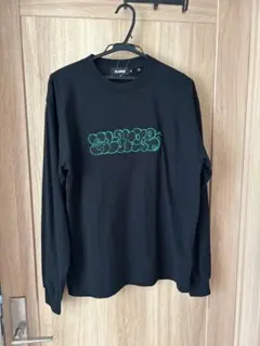 エクストララージ　黒ロングTシャツ　Mサイズ
