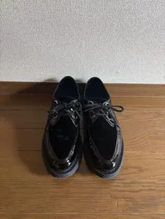 Saint Laurent エナメル レースアップシューズのサムネイル