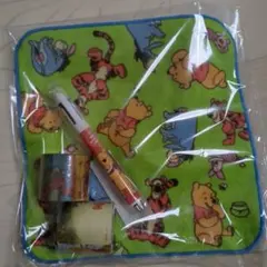 プーさんおひさまマーケットスペシャルセット　ミニ タオル・文房具セット