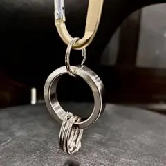 メタル製カラビナ付きキーホルダー