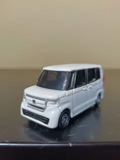 トミカ　ホンダ　N-BOX NO.106 絶版　廃盤　箱無しのサムネイル