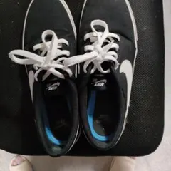 NIKE SB PORTMORE スニーカー ブラック ホワイト　28 中古品