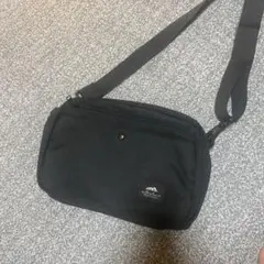 ショルダーバッグ