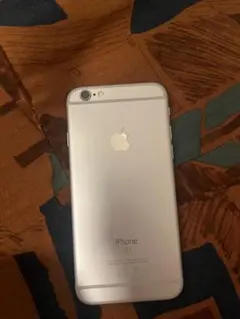 Apple iPhone 6 sシルバー 本体