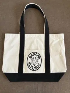 バナナリパブリック トートバック 2025年秋の新作 岸優太さん着用品 バナナリパブリック トートバック 2025年秋の新作 岸優太さん着用品