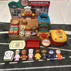 アンパンマン ジャムおじさんのパン工場、炊飯器他キャラクターフィギュア7点