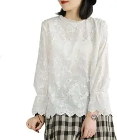 1.ブラウス　レディース　長袖　トップスレース　花柄シャツ　春秋適用　可愛い