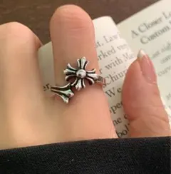 冬のSALE✨花モチーフ　シルバー925刻印有 フローラルクロスリング　男女兼用