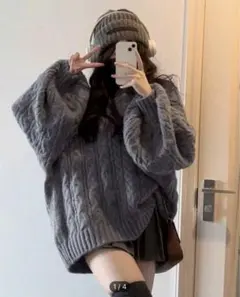 SHEIN グレー ケーブルニット Vネック