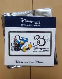 ドナルド　ディズニーストア30周年ピンバッジ