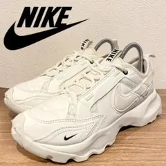 レディーススニーカー23